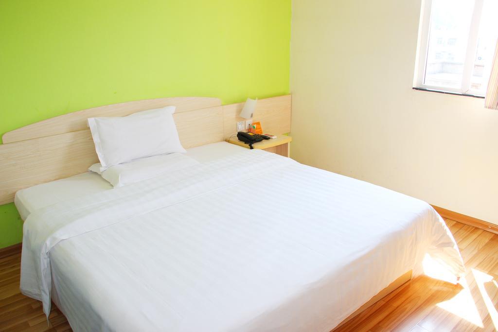 7Days Inn Beijing Liujiayao Station Exterior foto