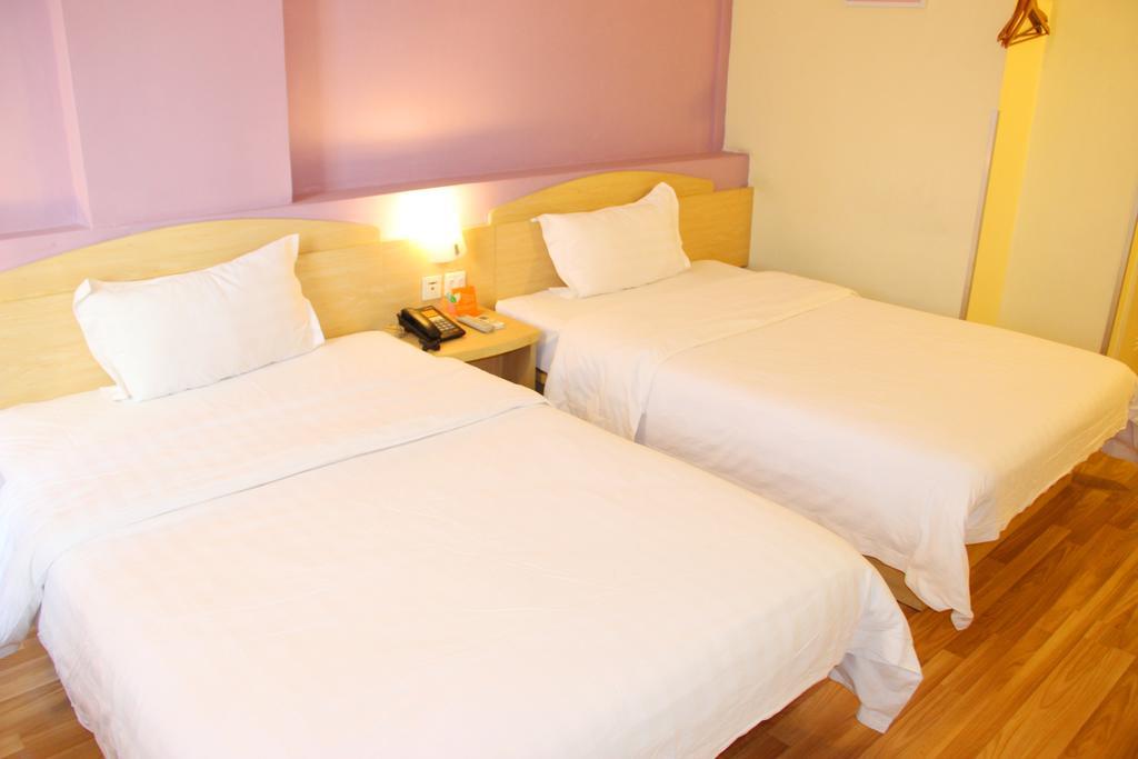 7Days Inn Beijing Liujiayao Station Exterior foto
