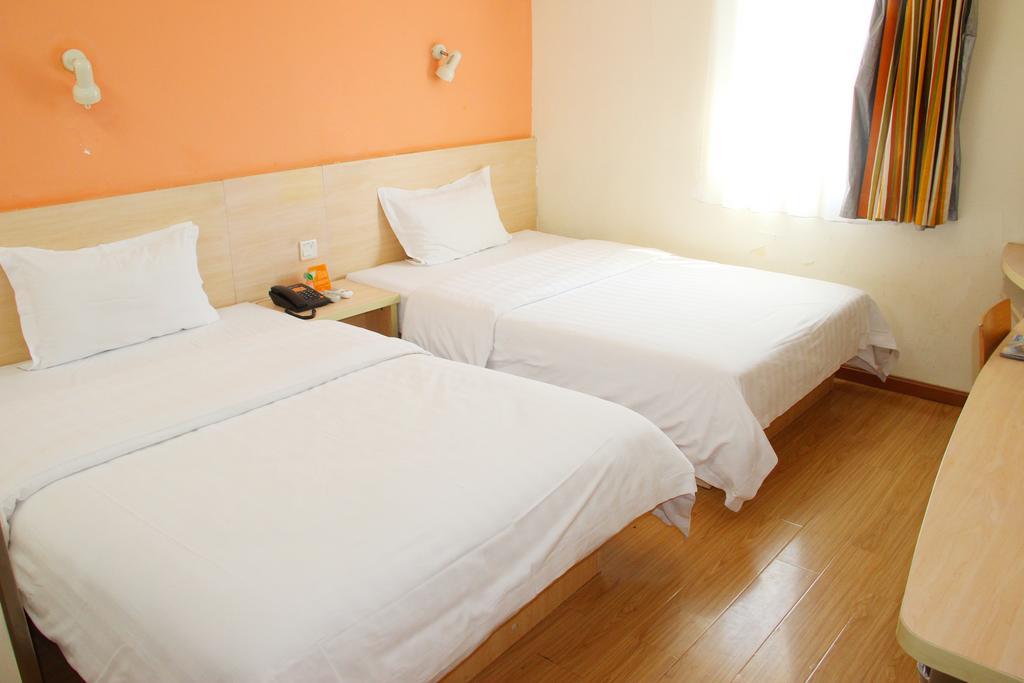 7Days Inn Beijing Liujiayao Station Exterior foto